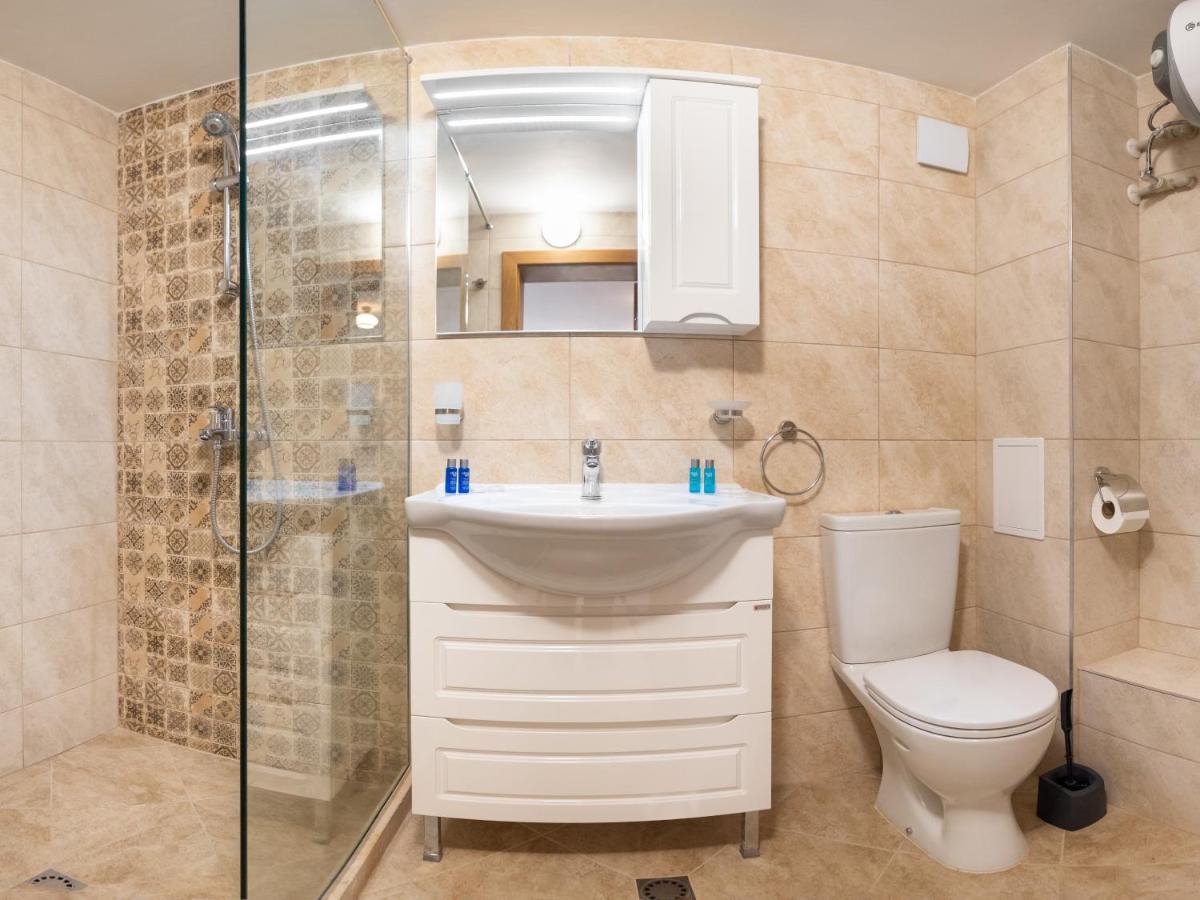 Deluxe And Central Garden Apartment فارنا المظهر الخارجي الصورة