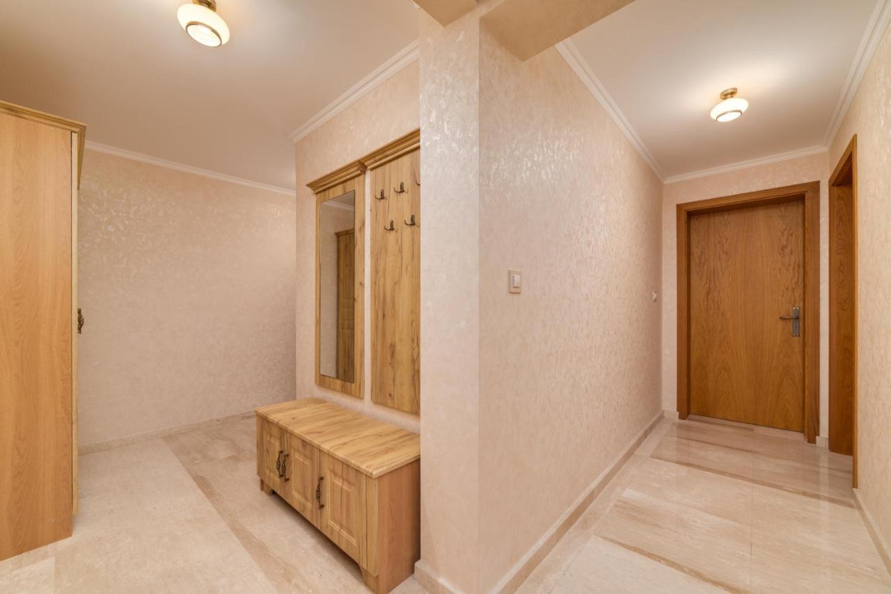 Deluxe And Central Garden Apartment فارنا المظهر الخارجي الصورة
