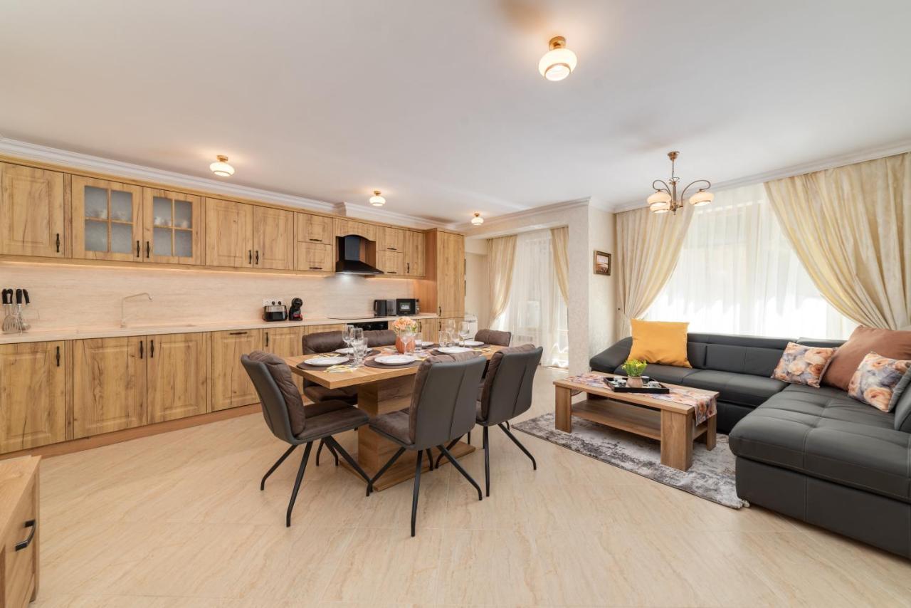 Deluxe And Central Garden Apartment فارنا المظهر الخارجي الصورة