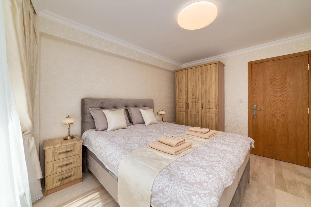 Deluxe And Central Garden Apartment فارنا المظهر الخارجي الصورة