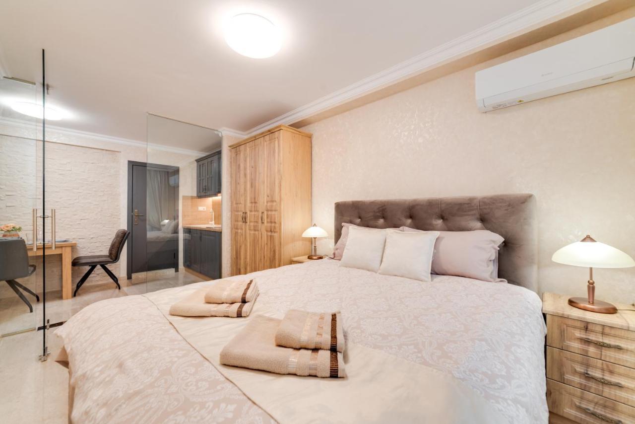 Deluxe And Central Garden Apartment فارنا المظهر الخارجي الصورة