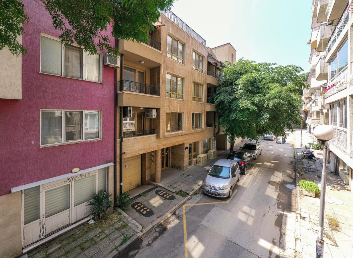 Deluxe And Central Garden Apartment فارنا المظهر الخارجي الصورة